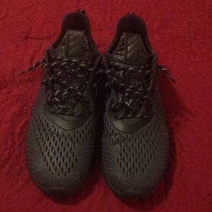 Men’s adidas Alpha Bounce  size 10